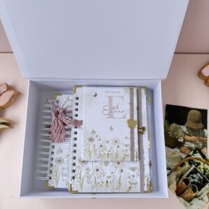 Combo Caixa + Livro do Bebê + Caderneta - Jardim da Isadora