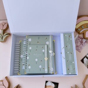 Combo Maternidade Afetiva - Margarida com Abelhas Verde Oliva