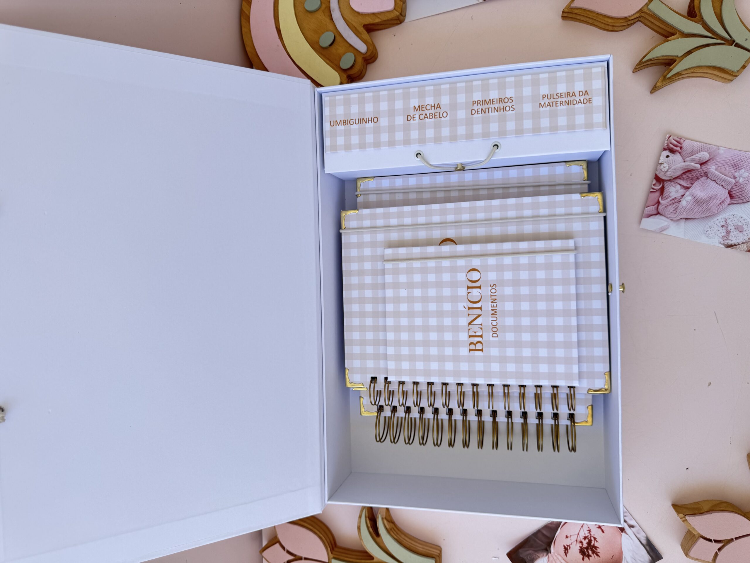 Combo Maternidade Afetiva - Xadrez Bege com Dourado